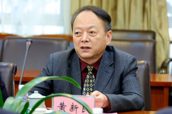 陕西商贸国际学院副校长黄新民讲话