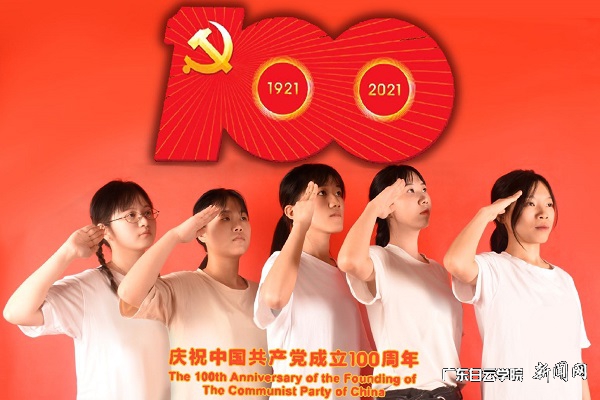 吴嘉欢、李茵、洪丽霞、许宛琳、林友静、陈敏敏、何伟霖.jpg