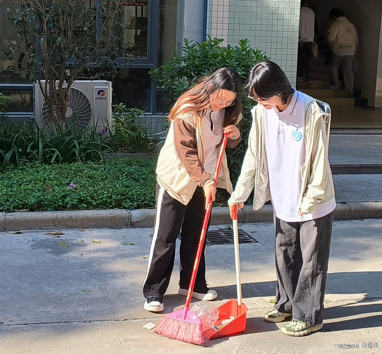 图片 3.png 图片 3.png